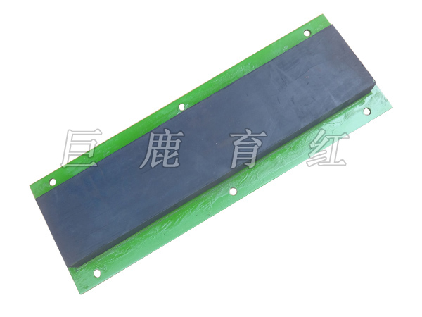 TR100 车厢缓冲块 20026315 TR100 车厢缓冲块 20026315